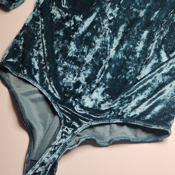 Free People Crushed Velvet Bodysuit Deep Teal XS NWT MSRP $78 - Picture 8 of 9